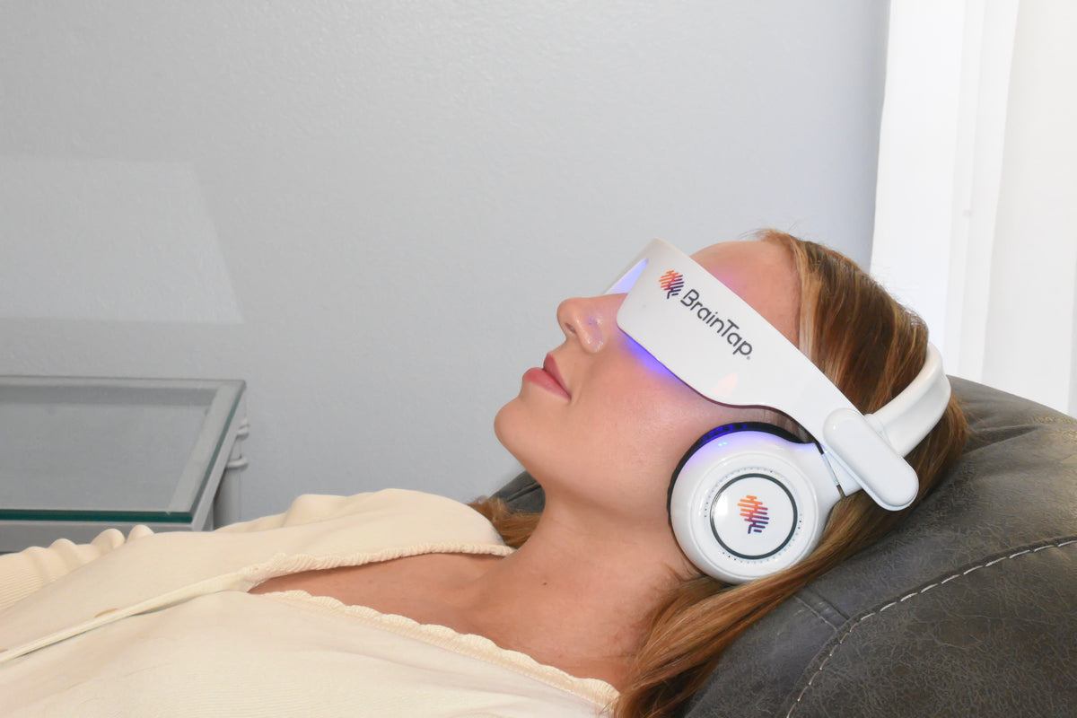 BrainTap Light & Sound Headset — in use