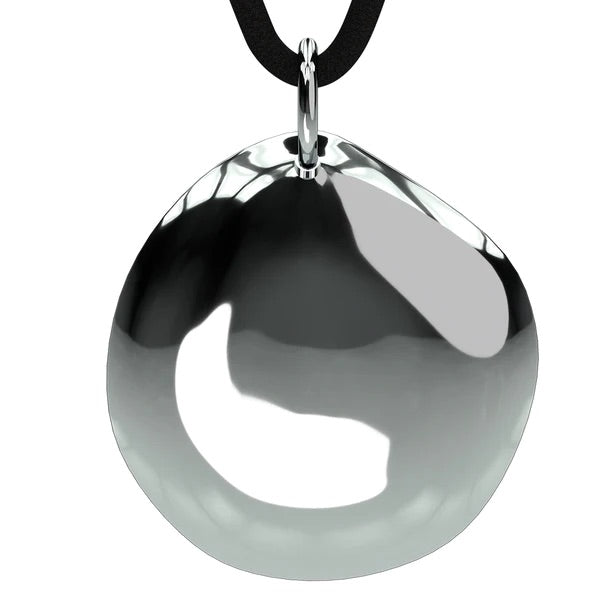 Q-Link Sterling Silver Pebble SRT-3 Pendant — detail